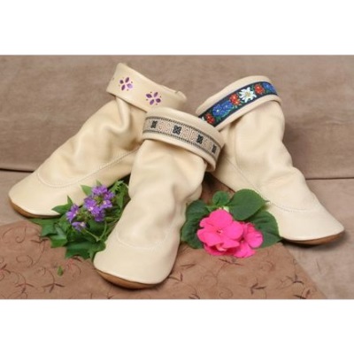 (image for) Women’s Creme Deerskin Teepee Boots